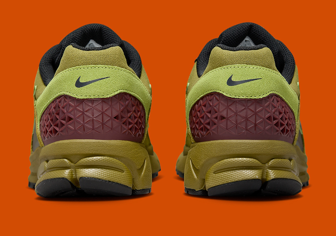 nike zoom vomero 5 pacific moss black pear release date 5