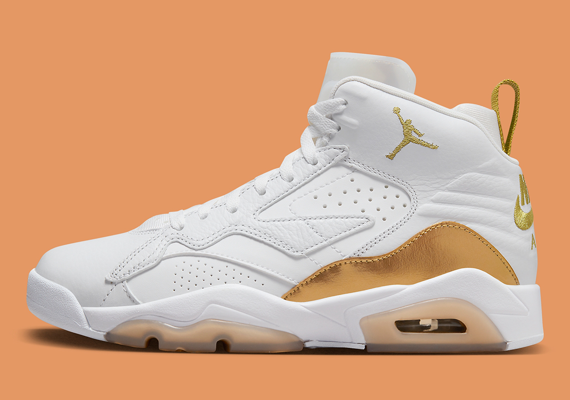 White n gold on sale jordans