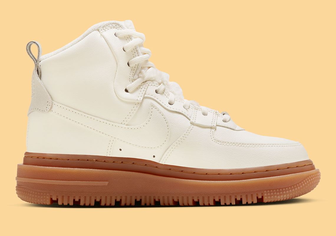 Nike Air Force 1 High UT 2.0 Cream WMNS SneakerNews