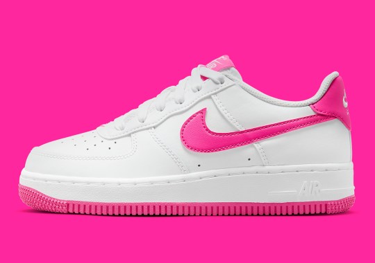 “Hot Pink” Accents Animate This Kid’s Nike Air Force 1 Low