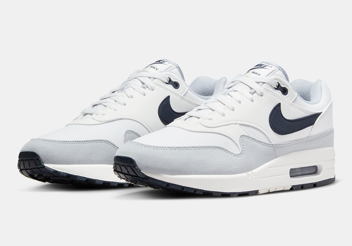 Official Images: Nike Air Max 1 "Pure Platinum/Dark Obsidian" (Spring 2024)