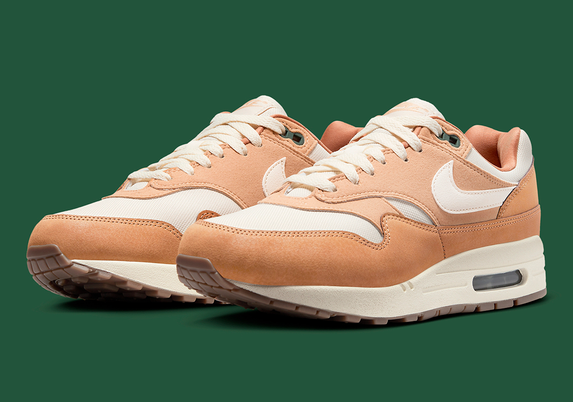 Nike's Air Max 1 Appears With A "Wheat/Flax" Makeover