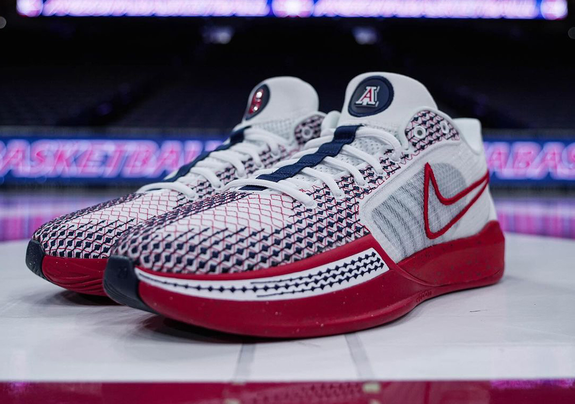 College Basketball full Showcase Their Exclusive nike air max sp leather’s