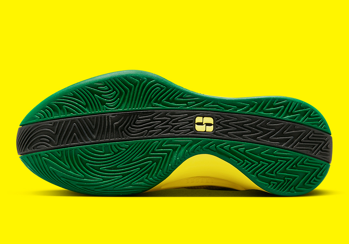 Nike Mayfly Lite SE is a breathable shoe Oregon Fq3381 300 8