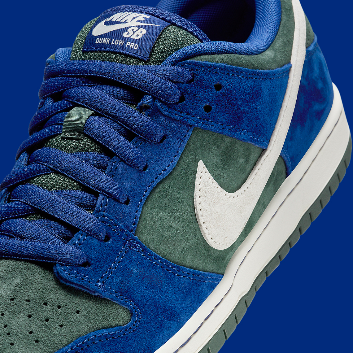 Nike Sb Dunk Low Royal Blue Green Suede 3