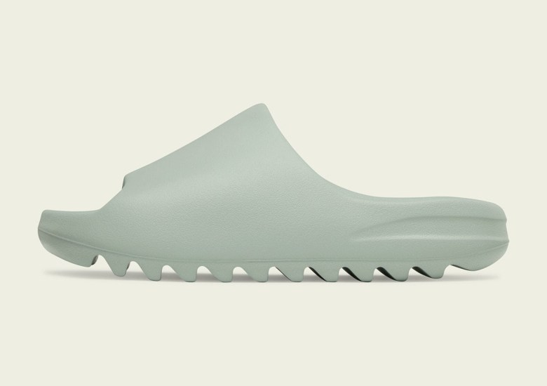 Yeezy Slides "Salt" ID5480 Release Date SneakerNews.co