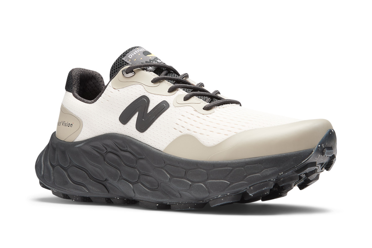 District Vision New Balance Fresh Foam More Trail Mtmorndt 11
