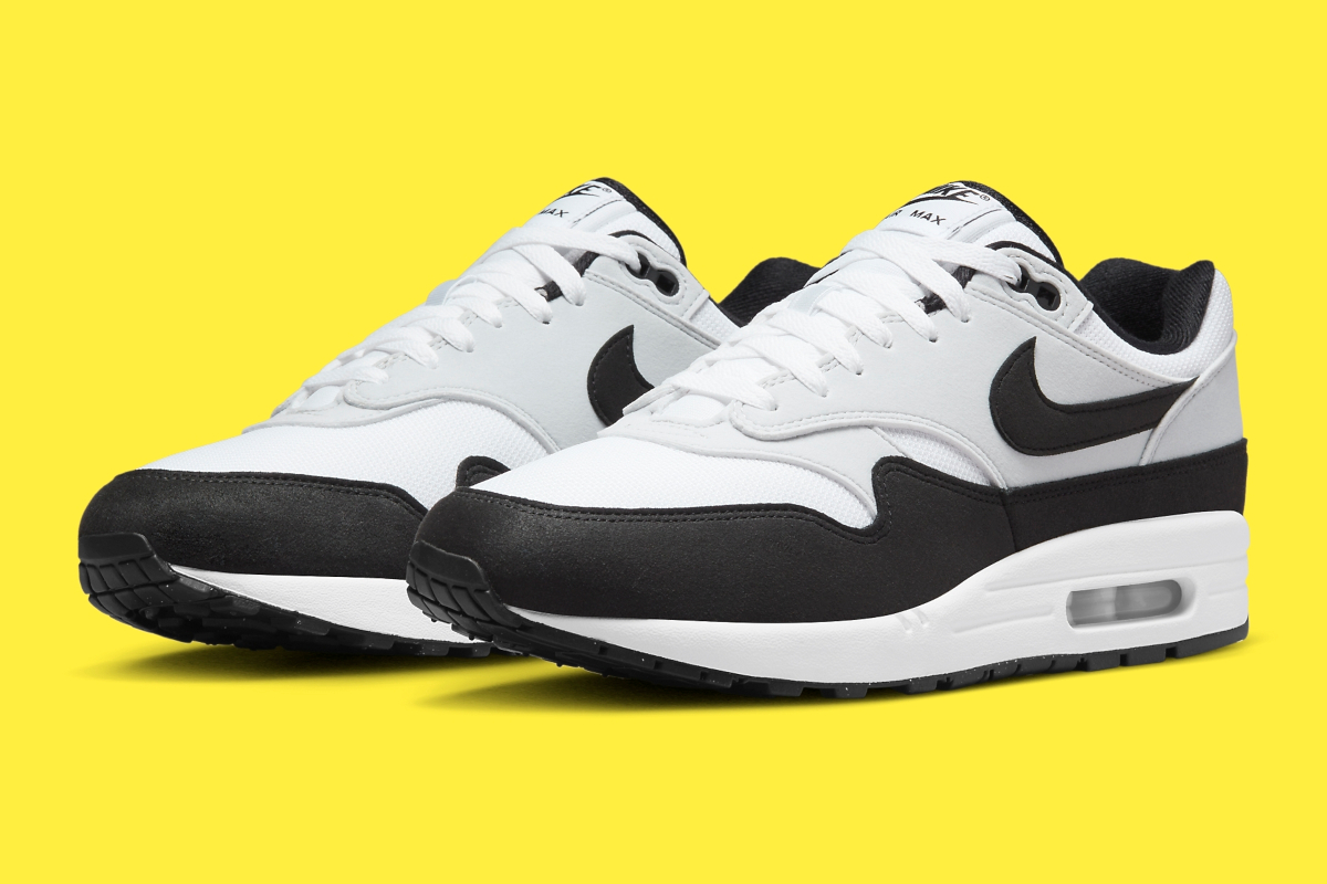 Nike's Air Max 1 Appears In A Clean "White/Black" Makeover