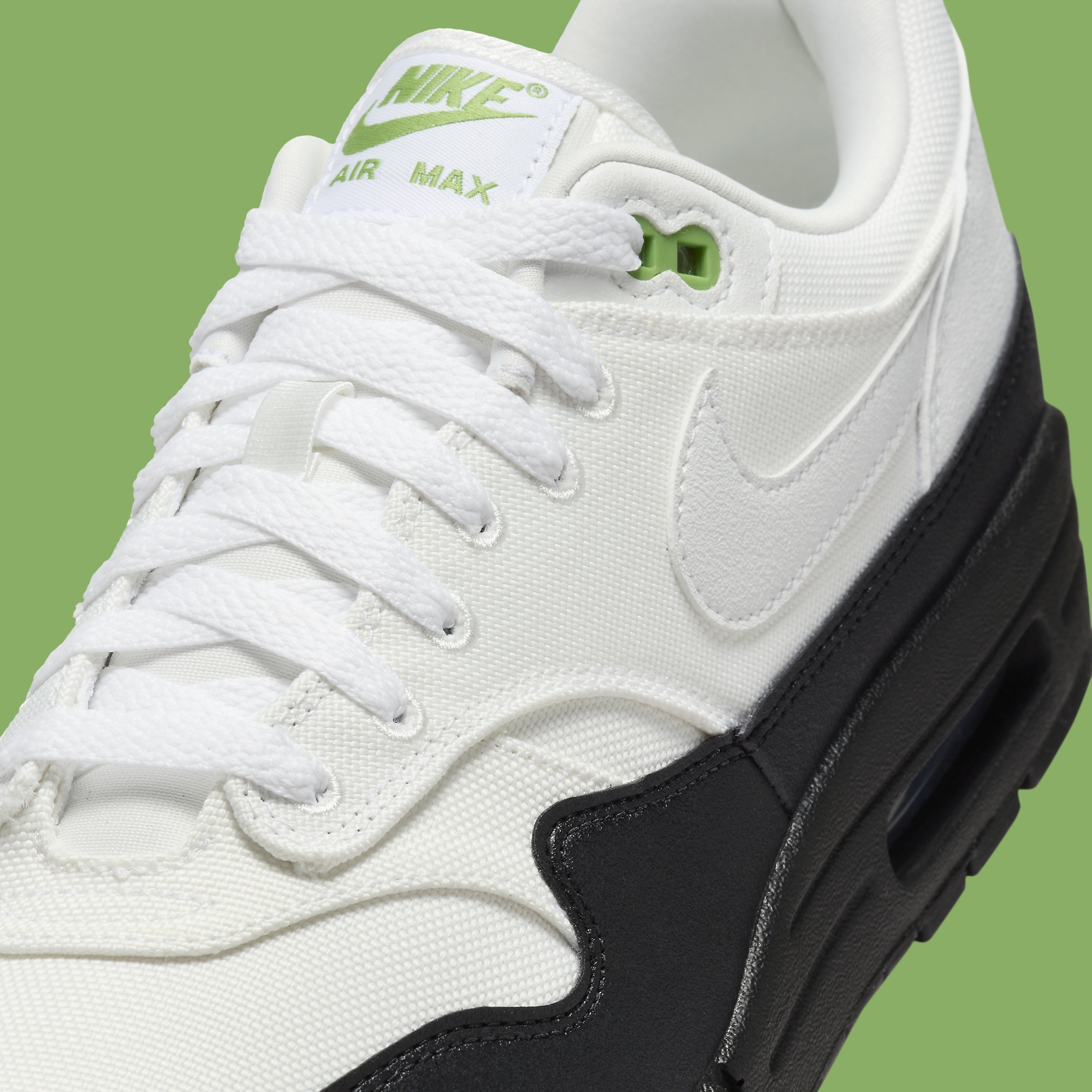 Nike Air Max 1 White Black Chlorophyll 2024 1