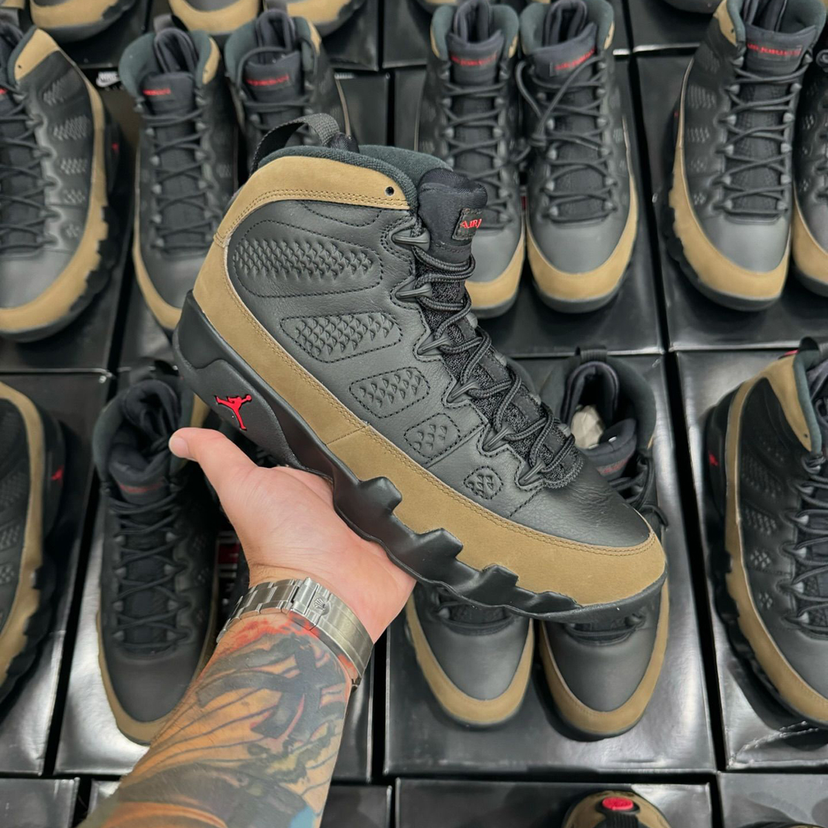 Olive green 9s hotsell