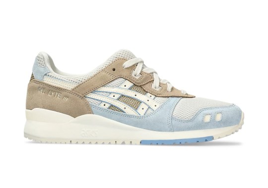 The ASICS GEL-Lyte III Drops With Bracing Smoke Grey And Cream Coloring