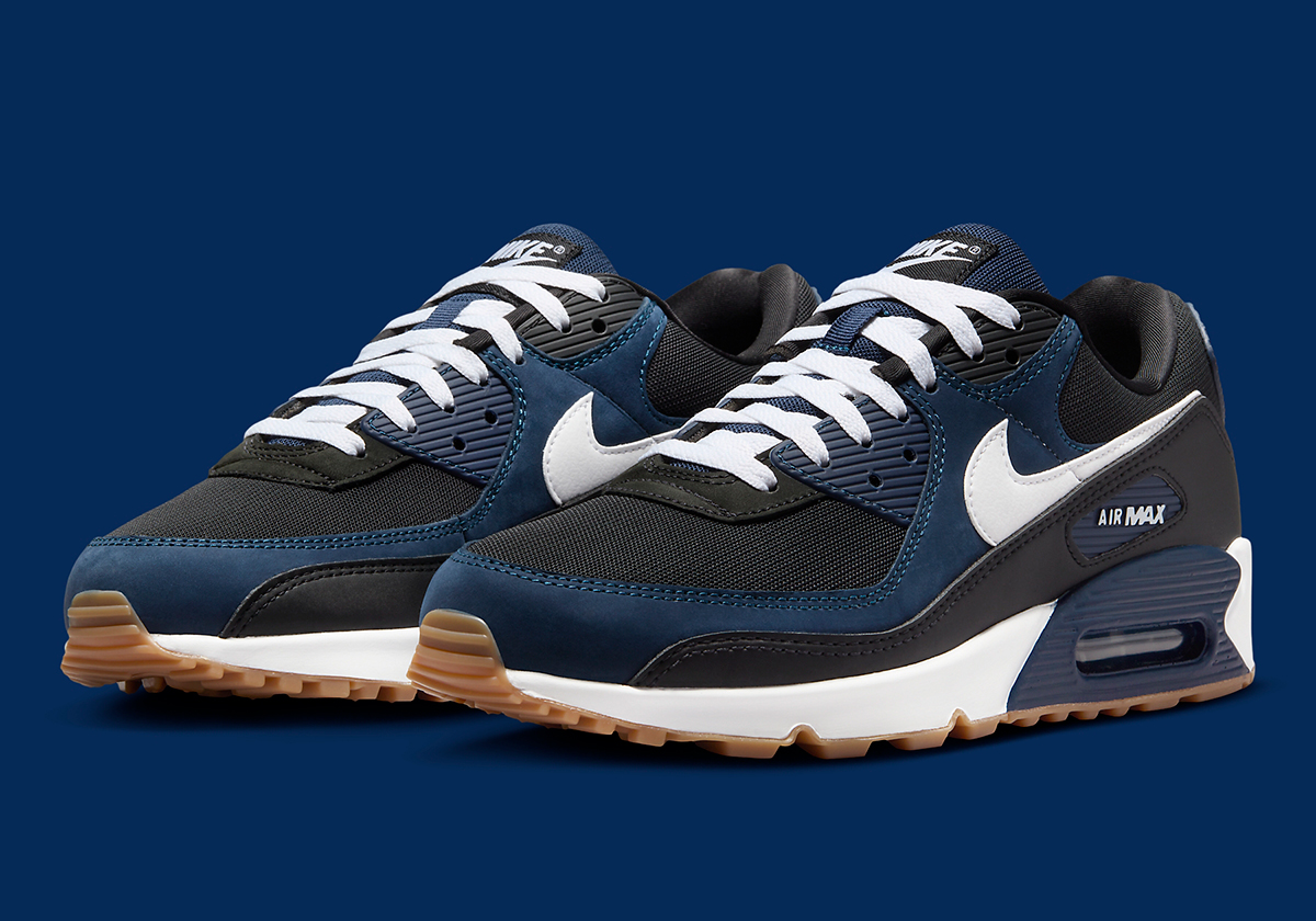 Available Now: Nike Air Max 90 "Midnight Navy"