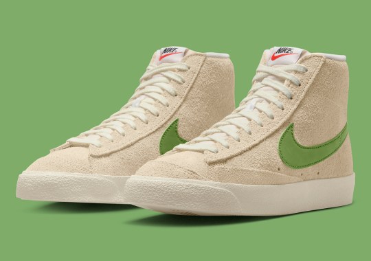 The sneakers Nike Blazer Vintage ‘77 Appears In Muslin And Chlorophyll
