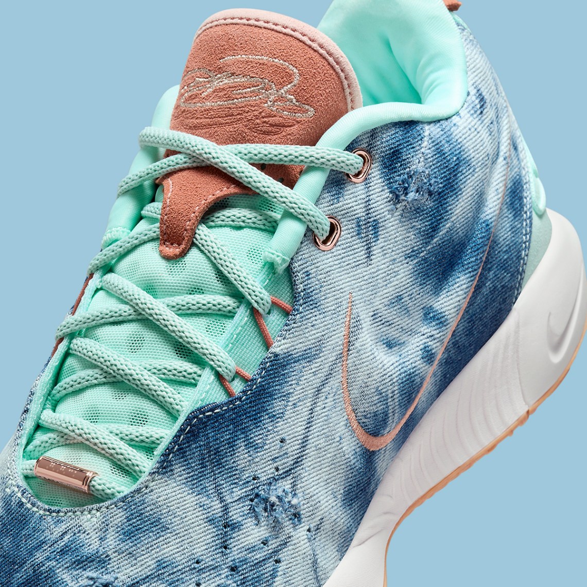 Nike LeBron 21  display picture 1