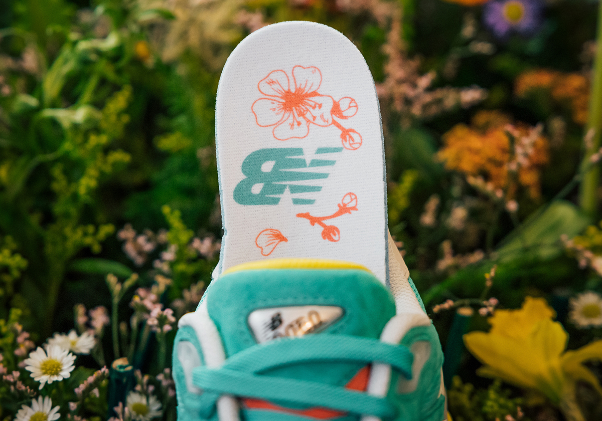 Dtlr The most popular New Balance collections are Cyan Burst 7