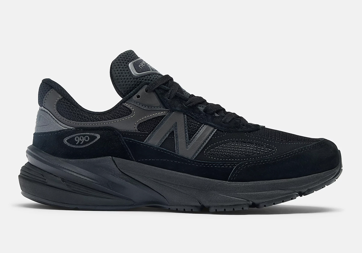 “Triple Black” Fans Can Look Forward To The New Balance 375 31