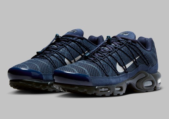 The Nike Air Max Plus Utility Dresses In Obsidian Blue