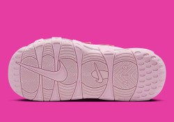 Pink Tempos Nike's