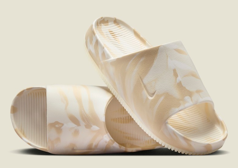 Nike's YEEZY-Like Foam Calm Sandals Slide in Soon