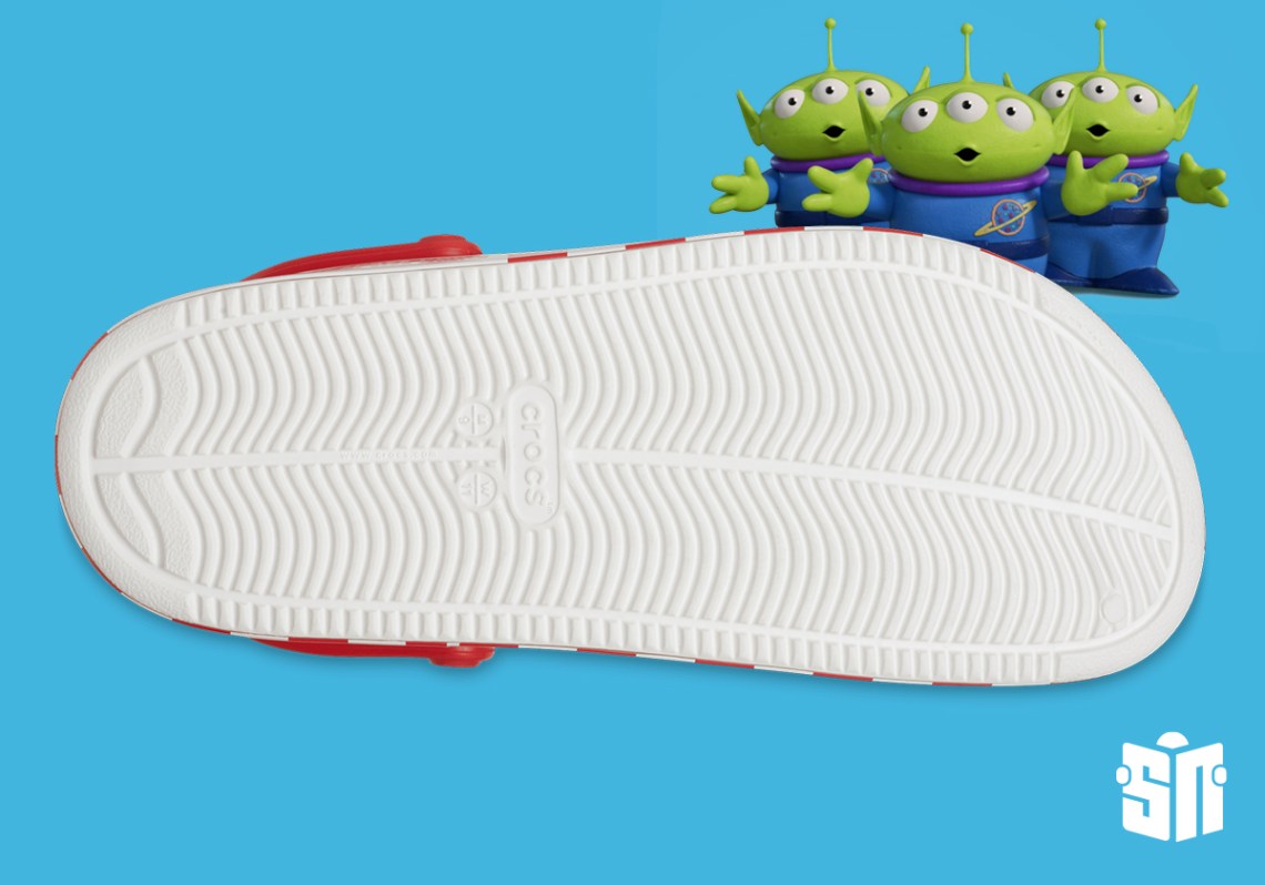 Toy Story Crocs Pizza Planet 2