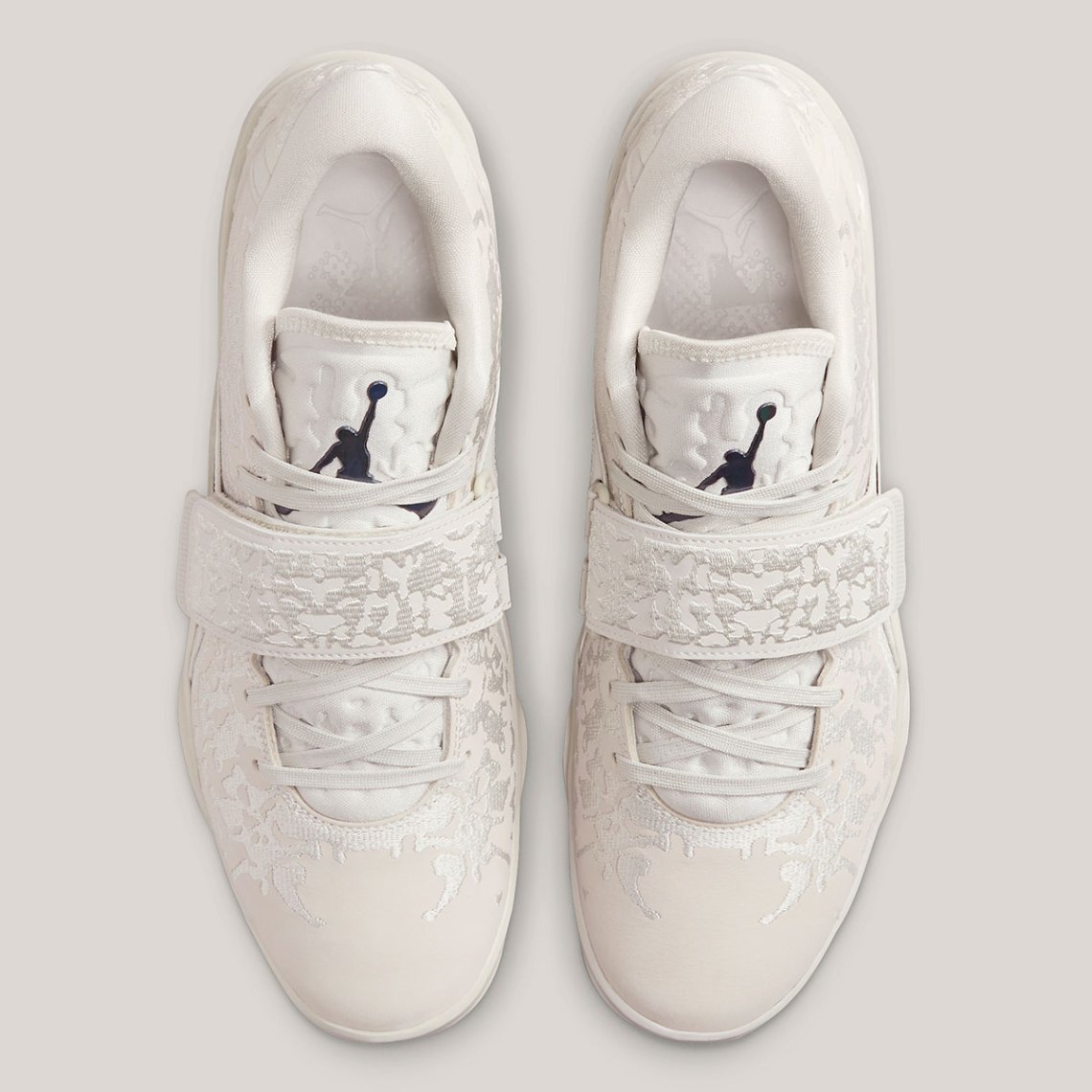 Men\'s Nike Jordan Zion 3 SE Williamson Light (FN1714-040, Light Bone) Size 11.5 Jordan Zion 3  main image 3