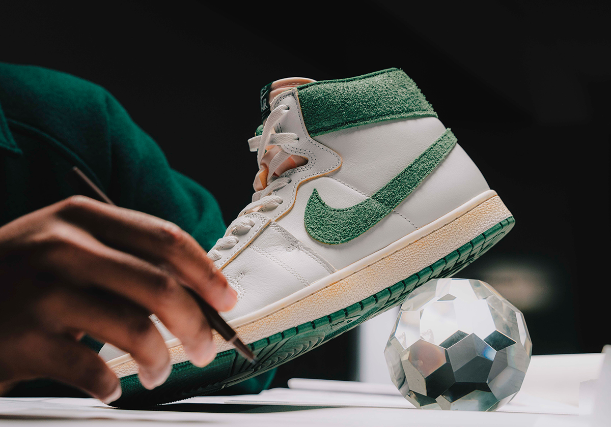Air Jordan 1 Retro Hi KO x In addition to the Air Jordan 7 that dropped back in 2015 “Vintage Green” Raffle Is Now Live