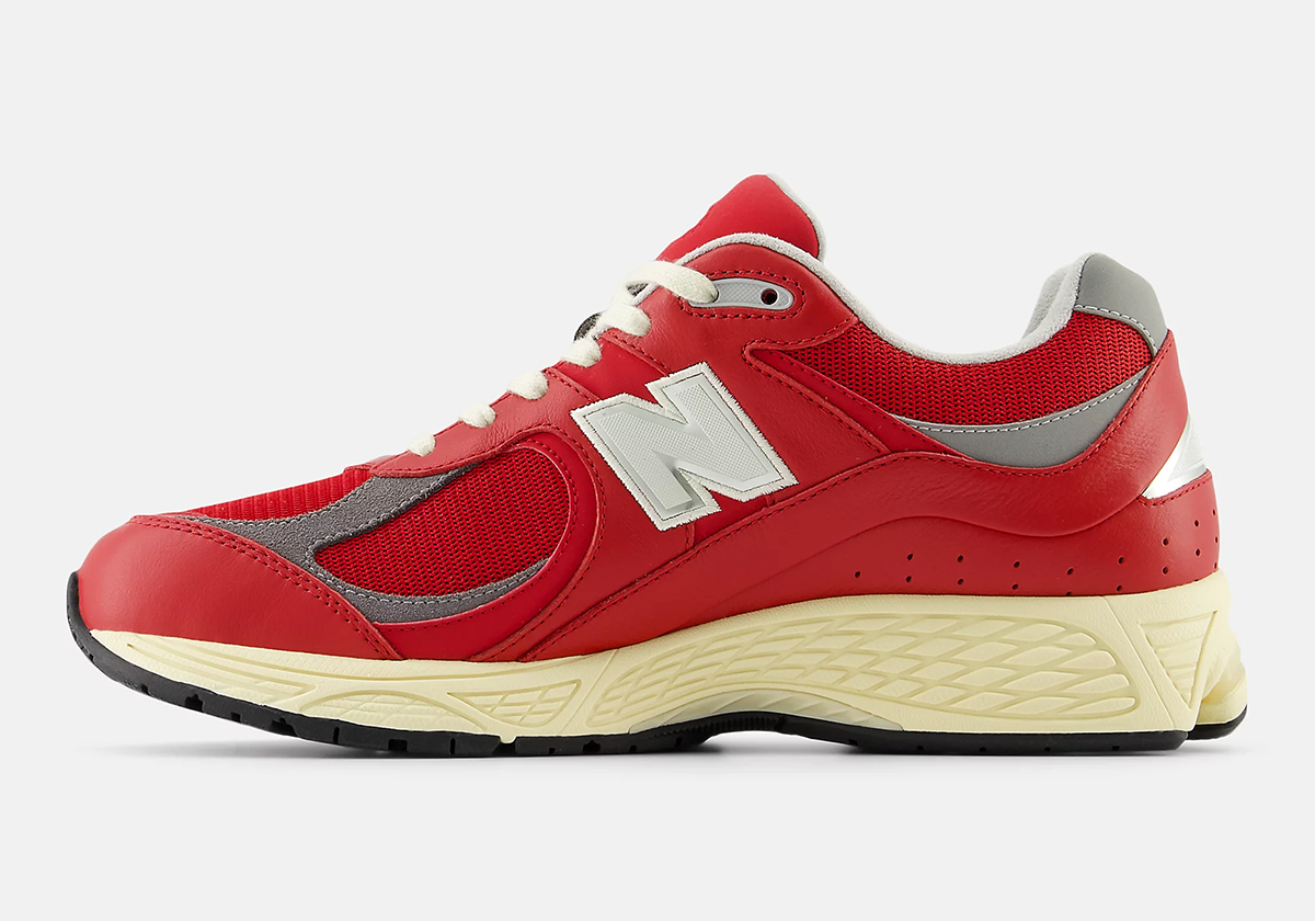 New Balance 2002r Leather Pack Red M2002rie 3