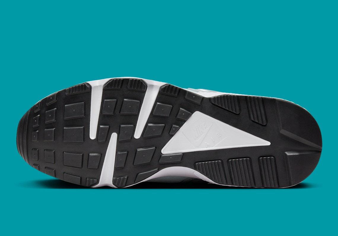 Nike Air Huarache Runner White/Glacier Blue Mens US 10.5 Nike Air Huarache Runner  main image 3