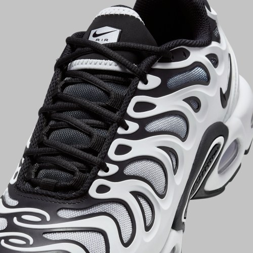 Nike Air Max Plus Drift "White/Black"