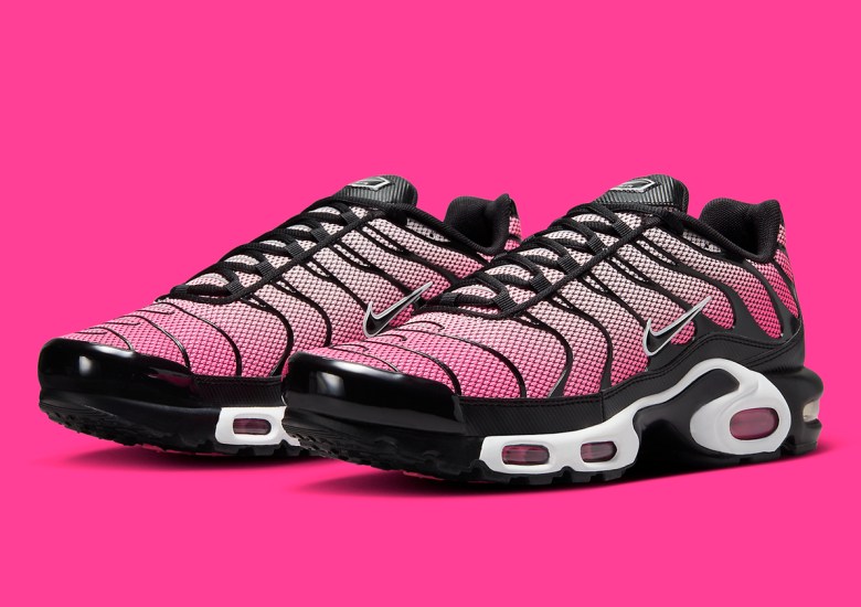 The Nike Air Max Plus Glows In It's Own 