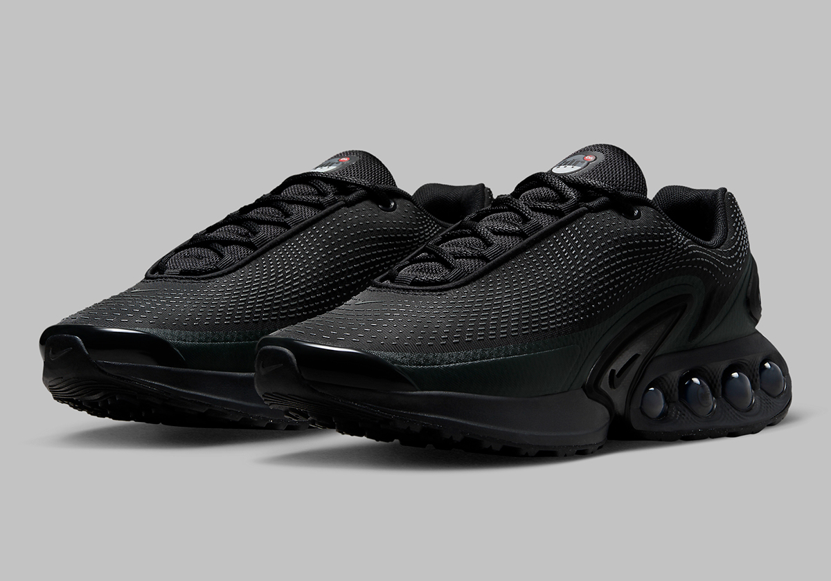 Official Images Of The Nike Air Max Dn "Triple Black"