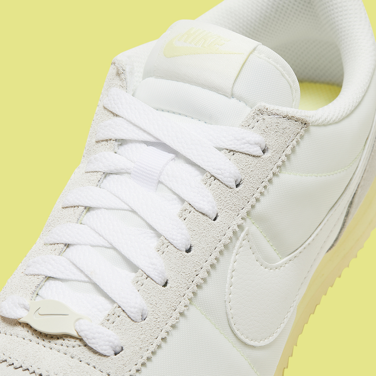 Nike clous Cortez White Pale Yellow Hf6410 118 5