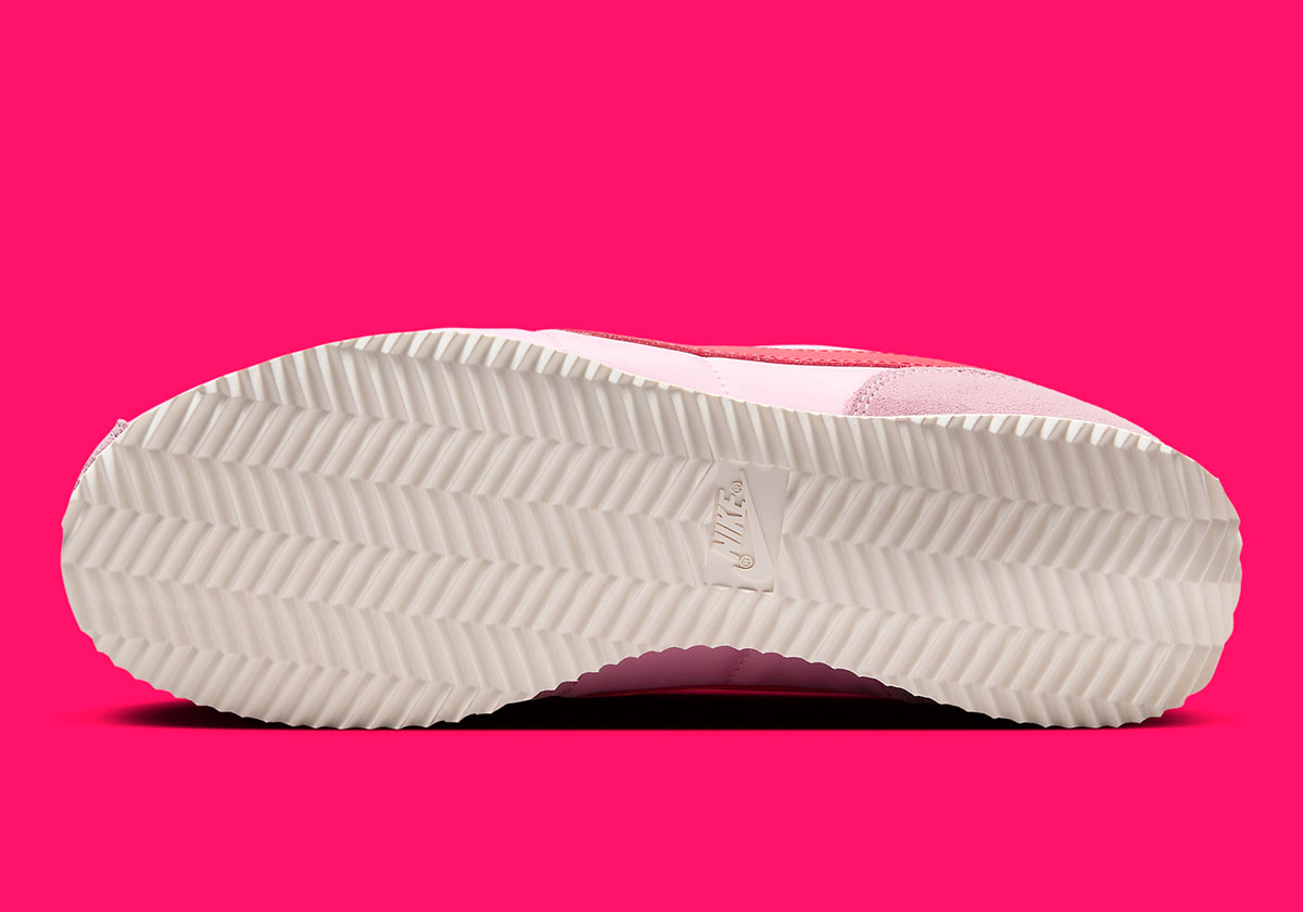 Nike Cortez Womens Medium Soft Pink Fire Red Hf9994 600 1