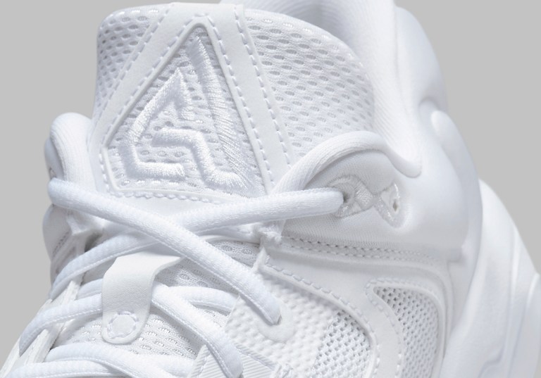 nike-giannis-immortality-3-  display picture 3