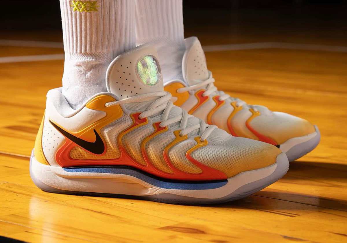 Kevin Durant’s sneakers Nike talla 48.5 Is Inspired By The Air Max Plus
