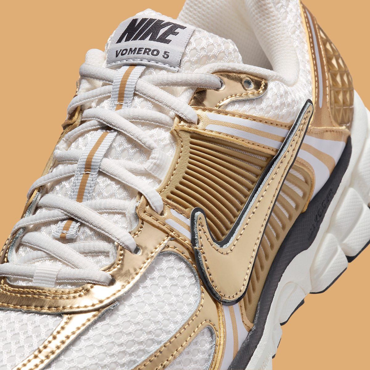 Nike Zoom Vomero 5 Metallic Gold Hf7723 001 4