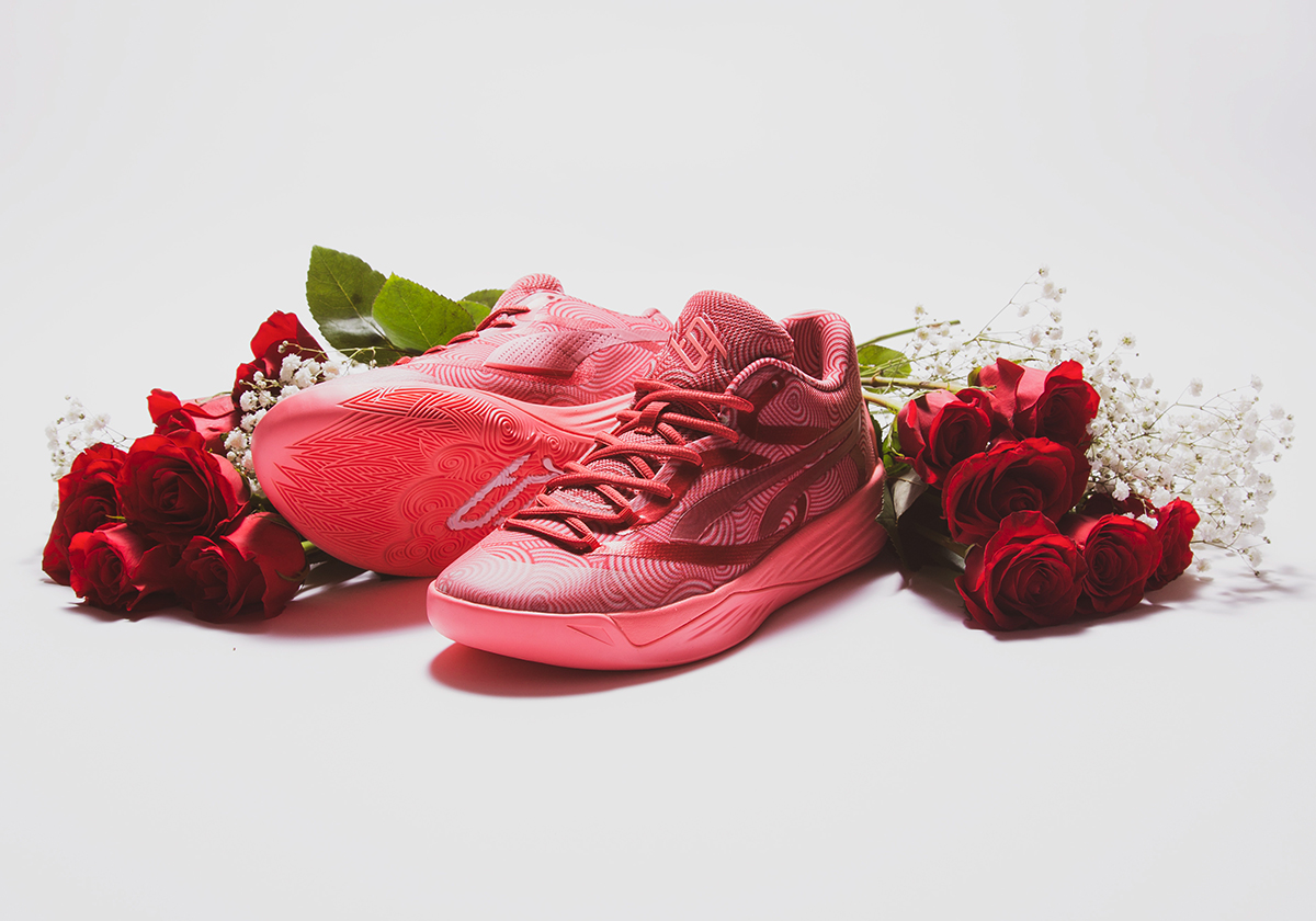 Жіночі кросівки puma suede женские кроссовки пуми Mi Amor Valentines Day 309852 01 2