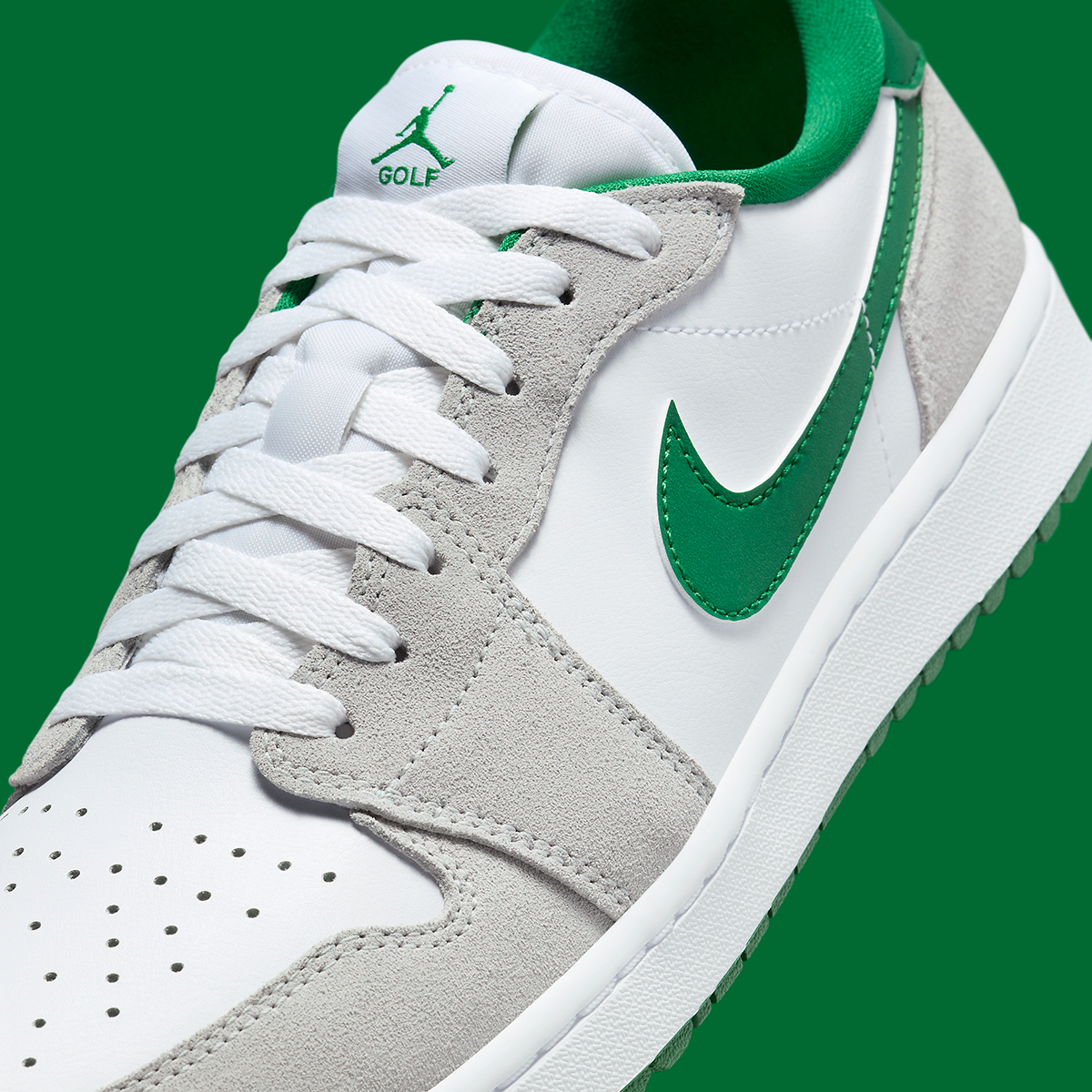 Official images of this Air Jordan 1 Mid have been added ahead Golf White Pine Green Light Smoke Grey Dd9315 112 7