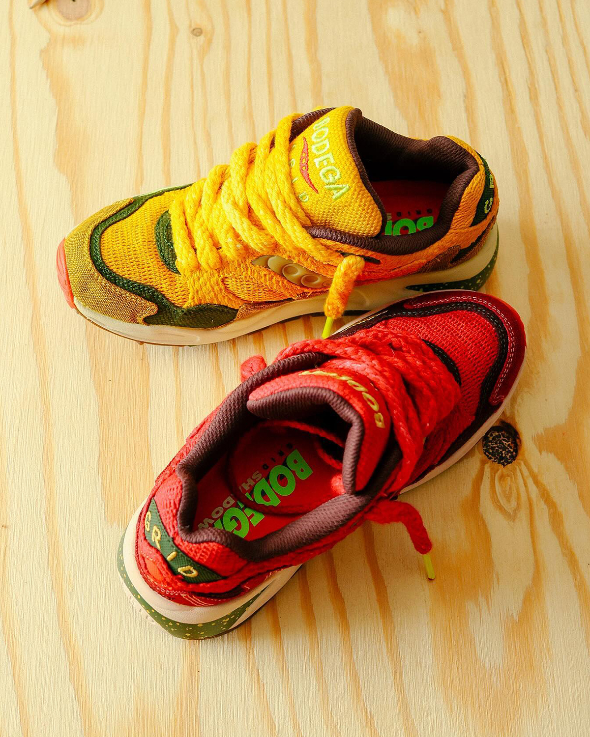 Bodega Saucony Keep moving in the Saucony® Kids Cohesion 14 LTT Jaunt Woven Dip Dye Custom 8