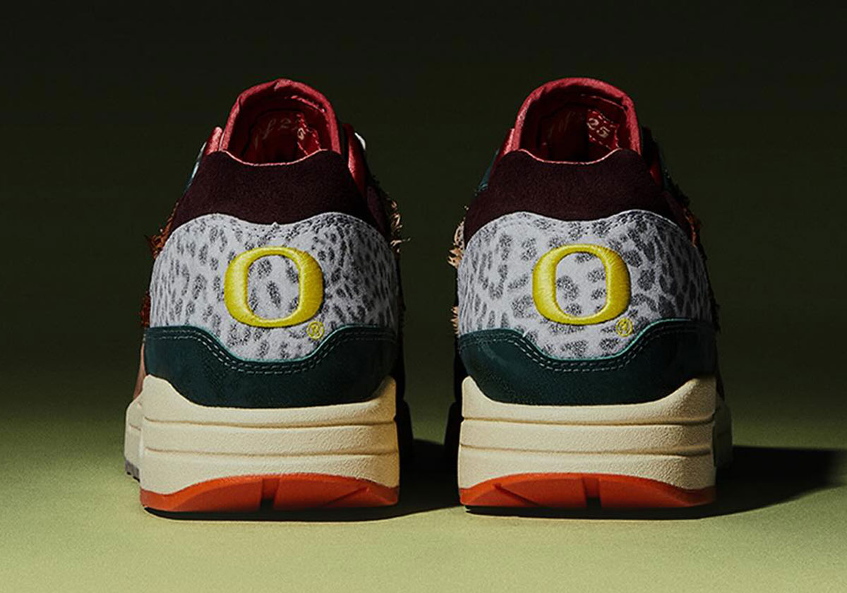 Division Street Nike Air Max 1 Lux Oregon Ducks Release Date 2