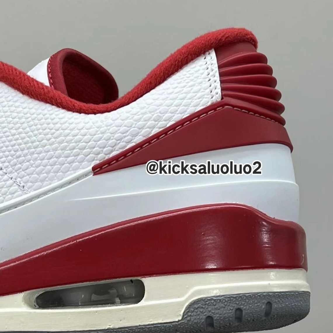Jordan 2/3  display picture 1
