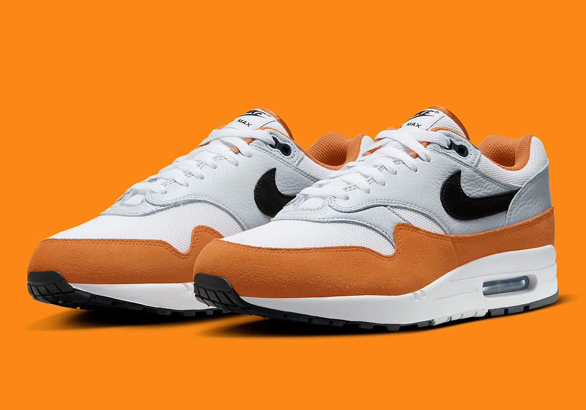 Official Images Of The Nike Air Max 1 "Monarch"