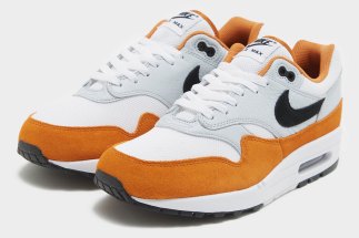 The cheep air max trainers outlet 1 Checks In With Classic Orange & Black Combo
