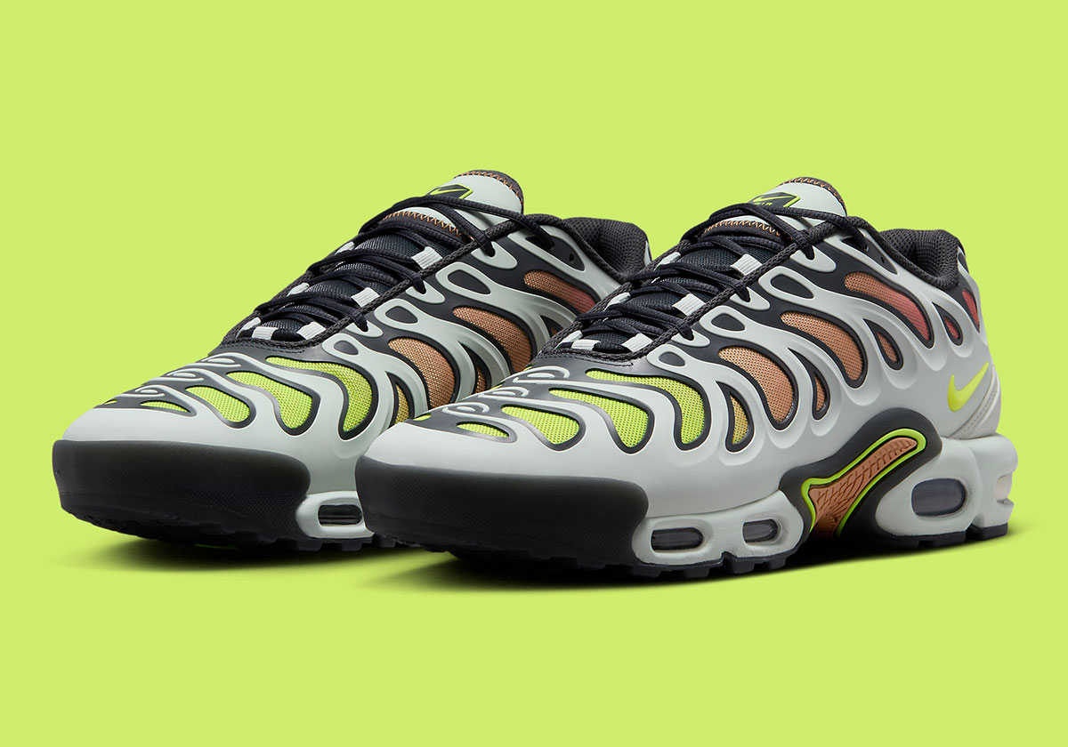The Nike Air Max Plus Drift Continues Its Run In “Light Silver/Barely Volt”