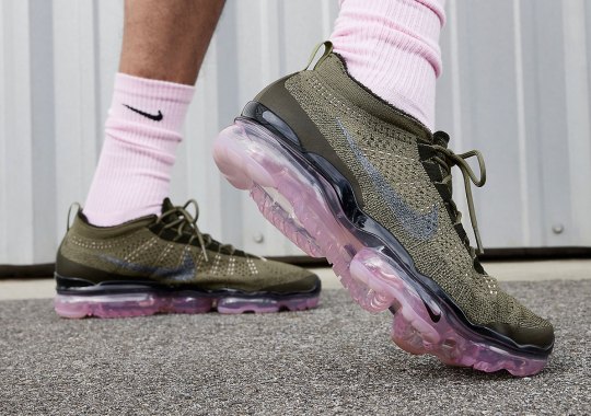 "Medium Olive" Grounds The Nike Vapormax Flyknit 2023