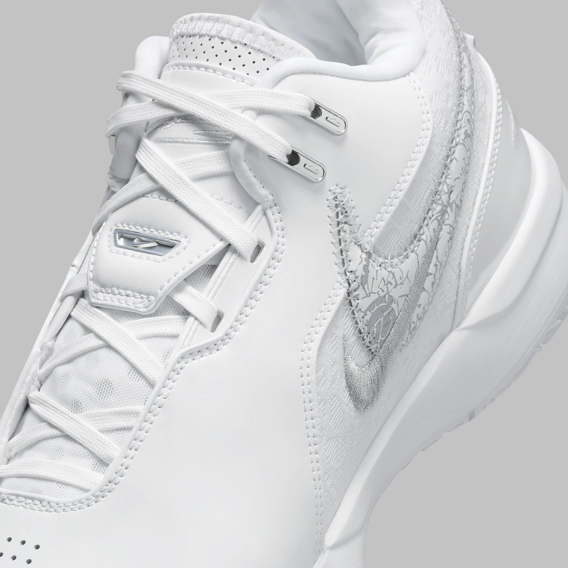 Nike Zoom Lebron NXXT Gen Ampd  display picture 3