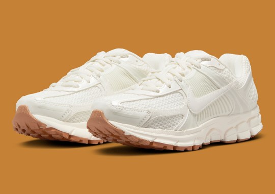 The sale Nike Zoom Vomero 5 Cleans Up In White And Gum