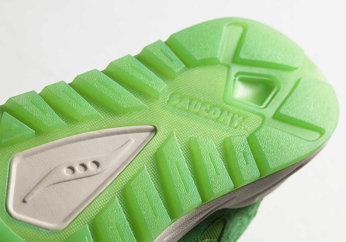 Saucony Saucony Originals will once again join hands with Feature to unveil the Shamrock S70800 1 5
