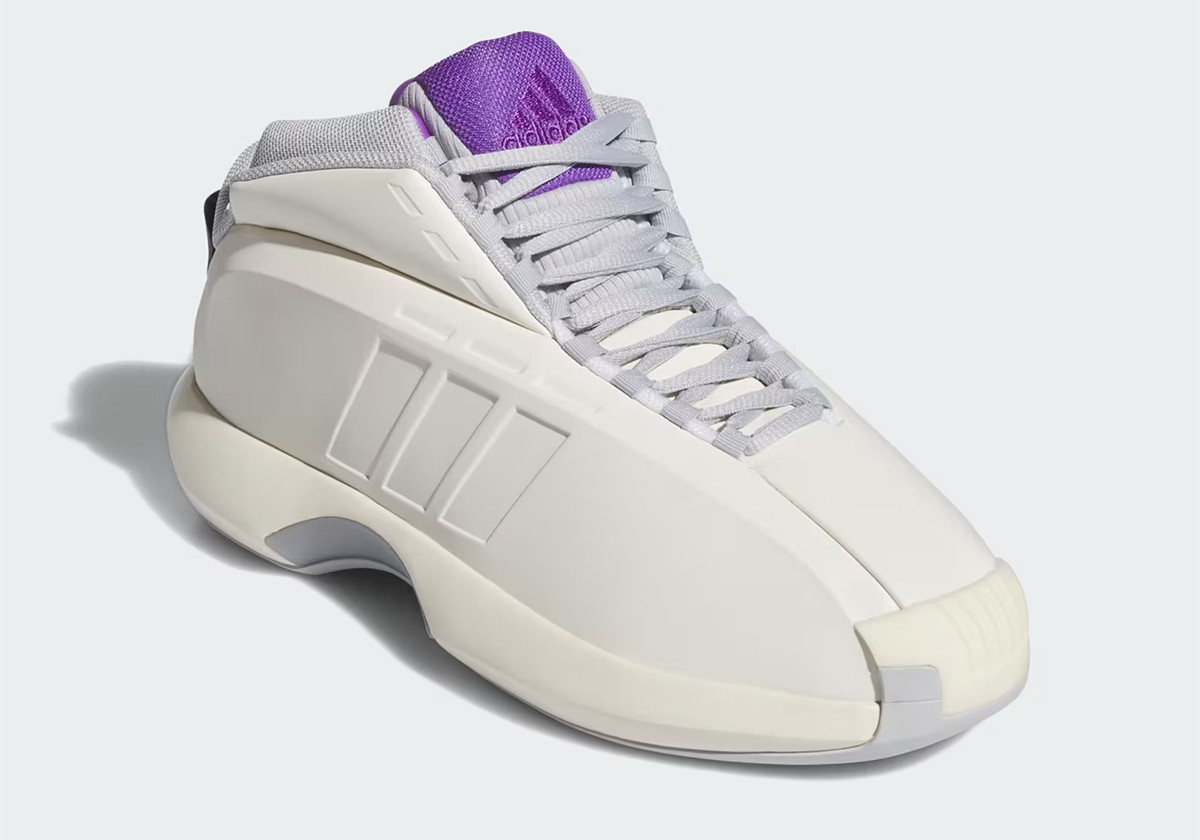 Tênis Adidas Ultimashow Masculino “Cream White” Gets Soft Lakers Accents