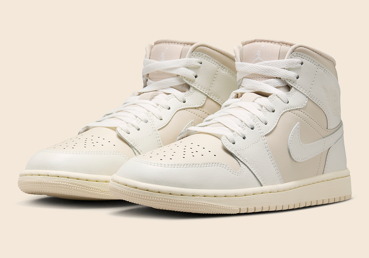A Creamy Blend Appears On The Air Jordan Jdn Ma2 Homme Chaussures